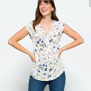 Daniel Rainn Bernal split neck  Print Cap Sleeve blouse